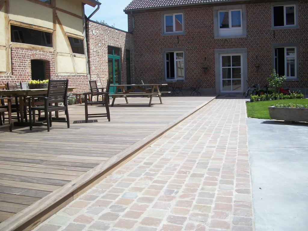 B&B 'T Maanhof Gingelom Eksteriør billede