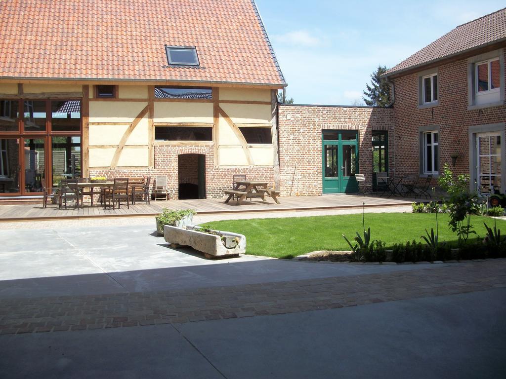 B&B 'T Maanhof Gingelom Eksteriør billede